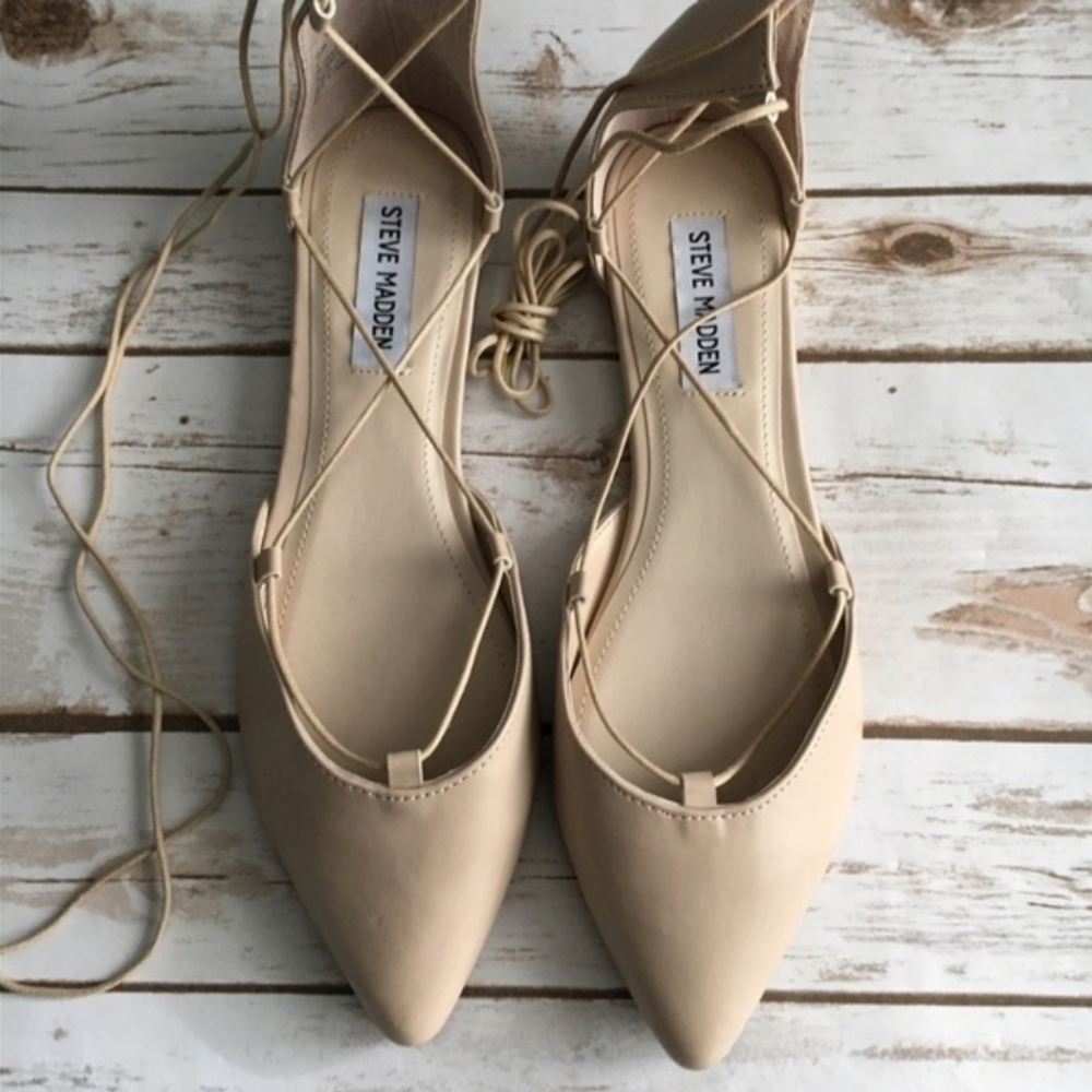 Steve Madden Taupe Lace Up Flats Gold Heel Faux Leather Tan Pointed Toe Shoes
